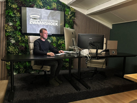 Autocentrum Zwaanshoek